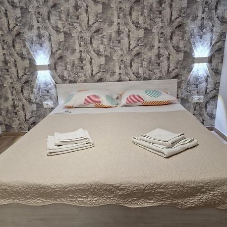Apartments Julijana 2 Privlaka  Ngoại thất bức ảnh