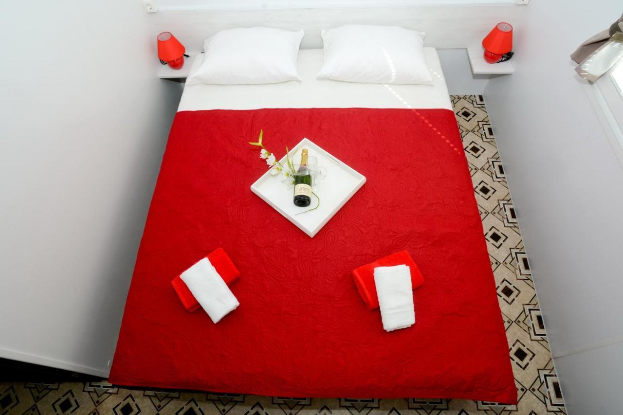 Apartments Julijana 2 Privlaka  Phòng bức ảnh